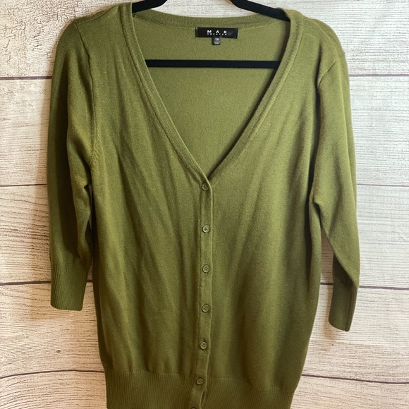 MAK 3/4 sleeve olive color cardigan - Picture 1 of 3